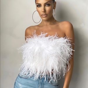 DREAM DAZE 
WHITE FEATHER BANDEAU CROP TOP